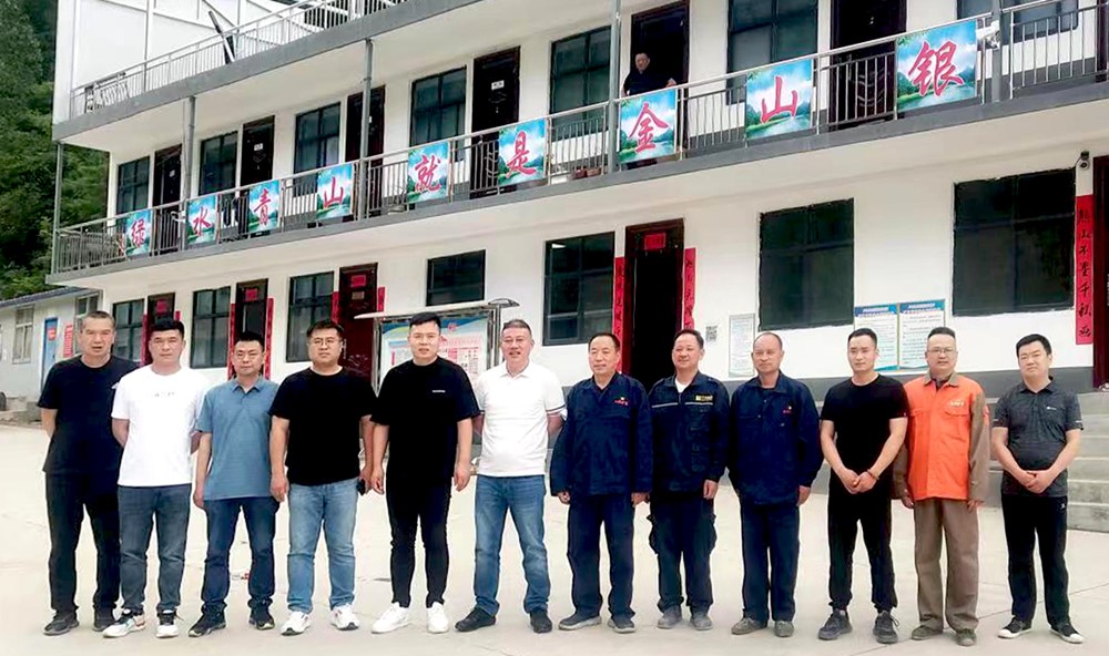 開元集團(tuán)董事長(zhǎng)許明月蒞臨盧氏中科檢查指導(dǎo)工作